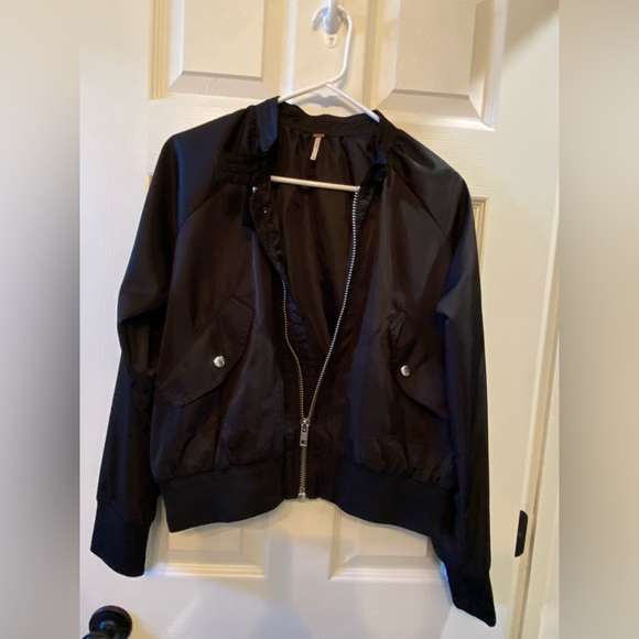 Free People Satin Jacket (black one) - Picture 4 of 11